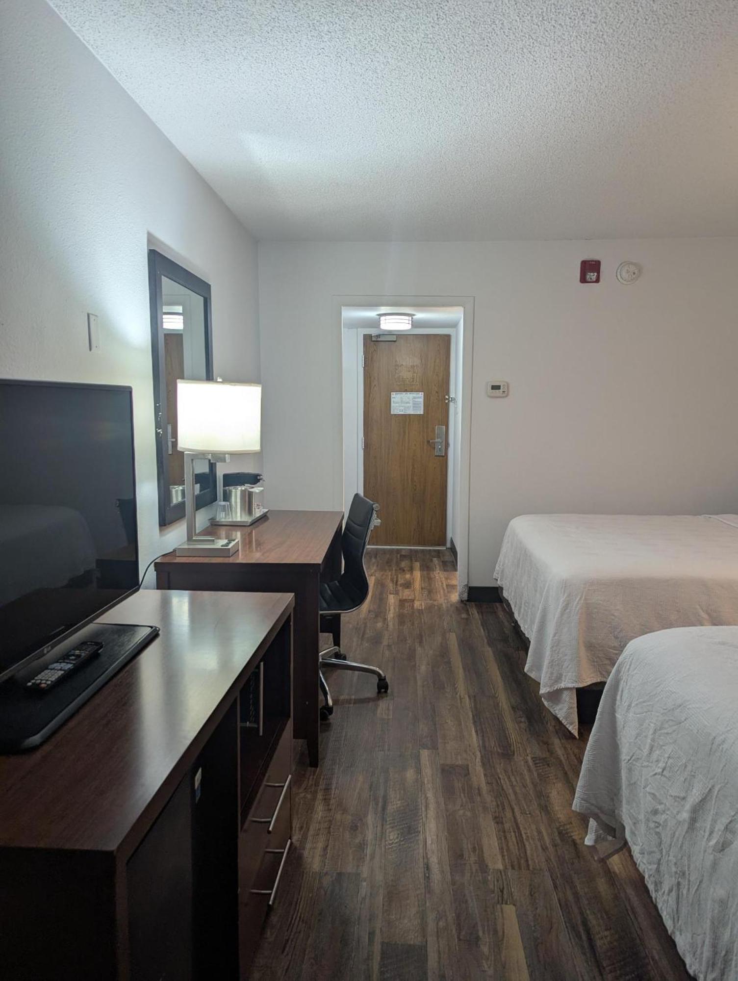 Plaza Hotel Denver Central Ngoại thất bức ảnh